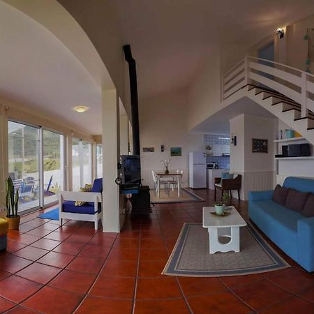 Casa Beira Mar Villa มอสเตรอส ภายนอก รูปภาพ