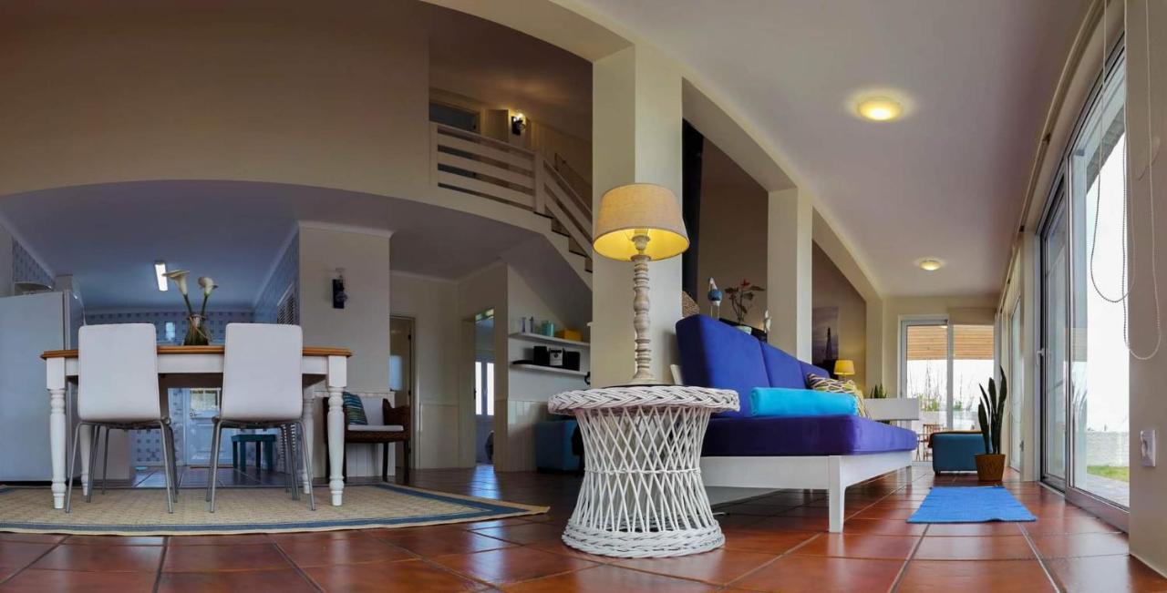 Casa Beira Mar Villa มอสเตรอส ภายนอก รูปภาพ